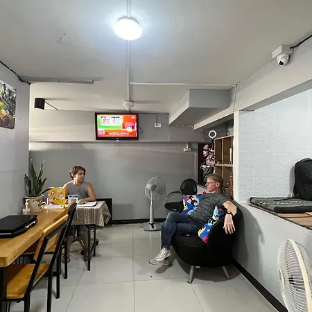 Lux Rooms Night Bazaar